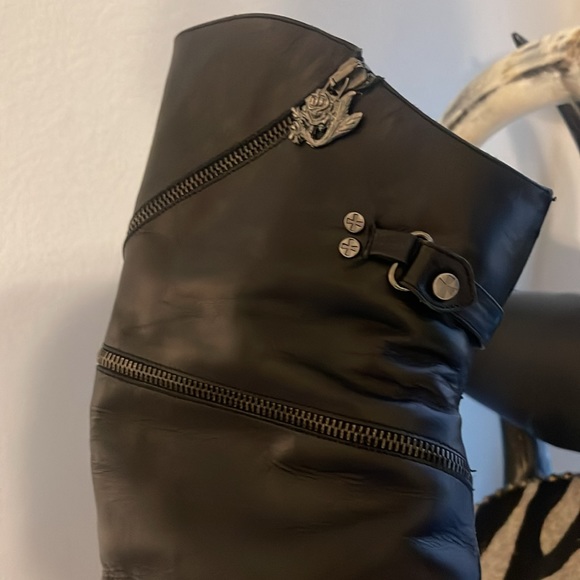 ***Rare Find*** Mark Nason/Siren Black Tall over the knee boots. Like new! - Picture 3 of 7